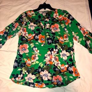 Valerie Stevens. Zipper. Green/floral. Small.